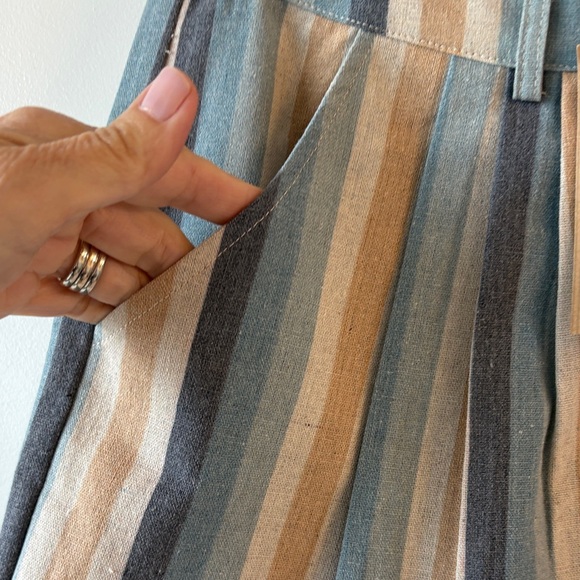 Knot Sisters Multicolor Striped Shorts - Picture 4 of 5